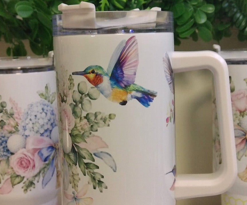 Tumbler with Golf and Hummingbird motif